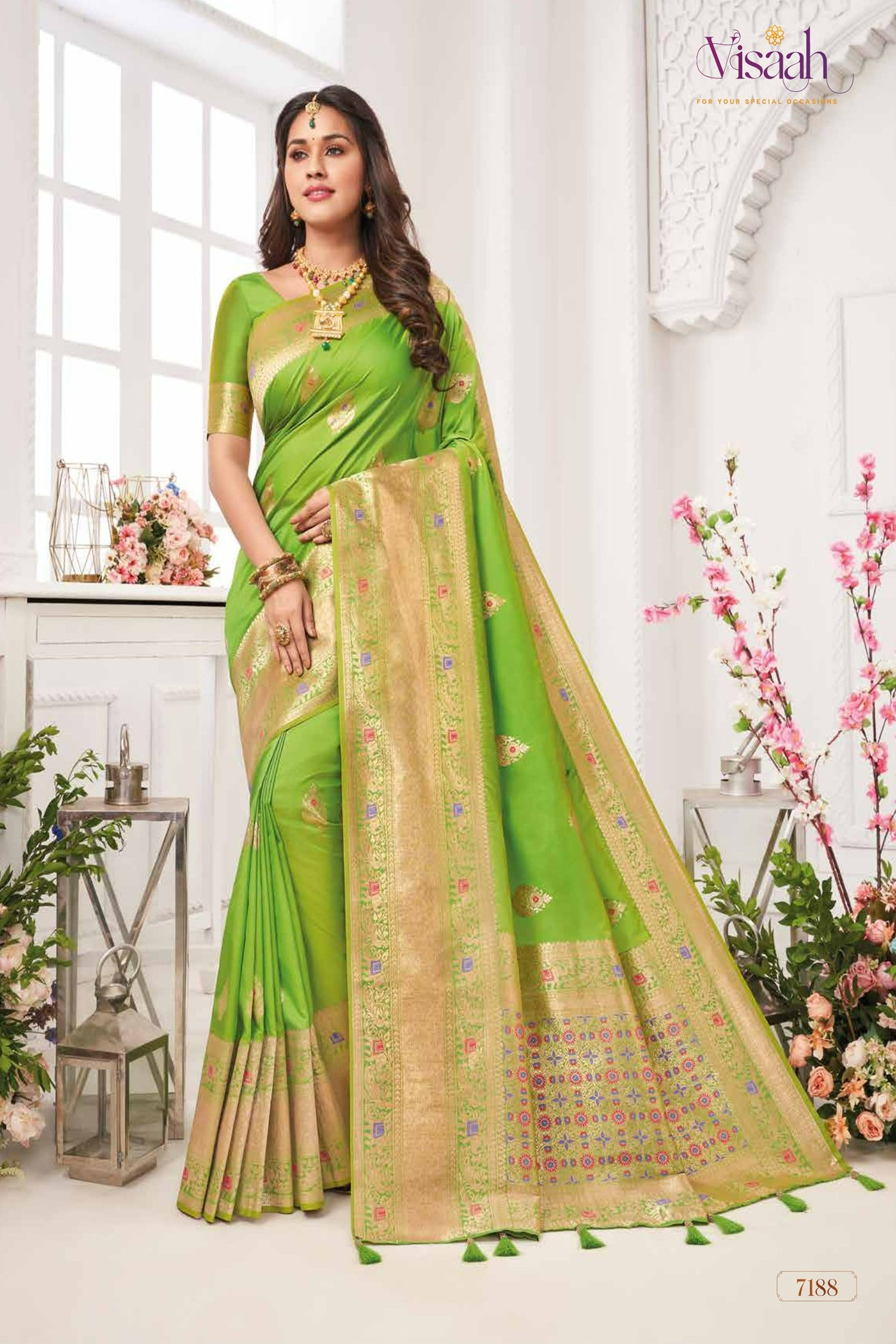 Green Saree With Golden Zari