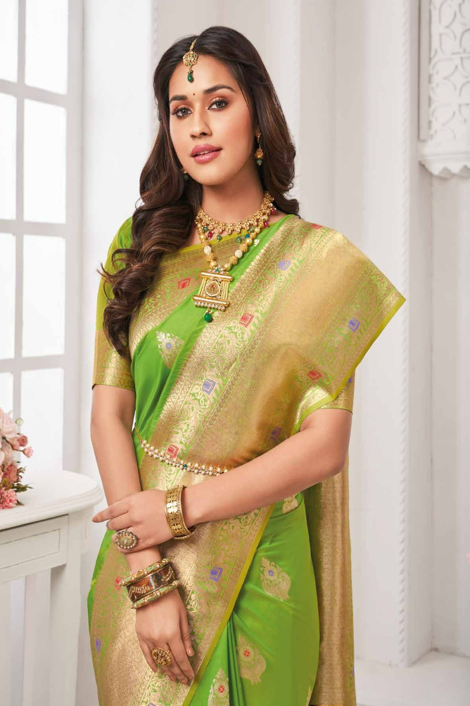 Green Saree With Golden Zari