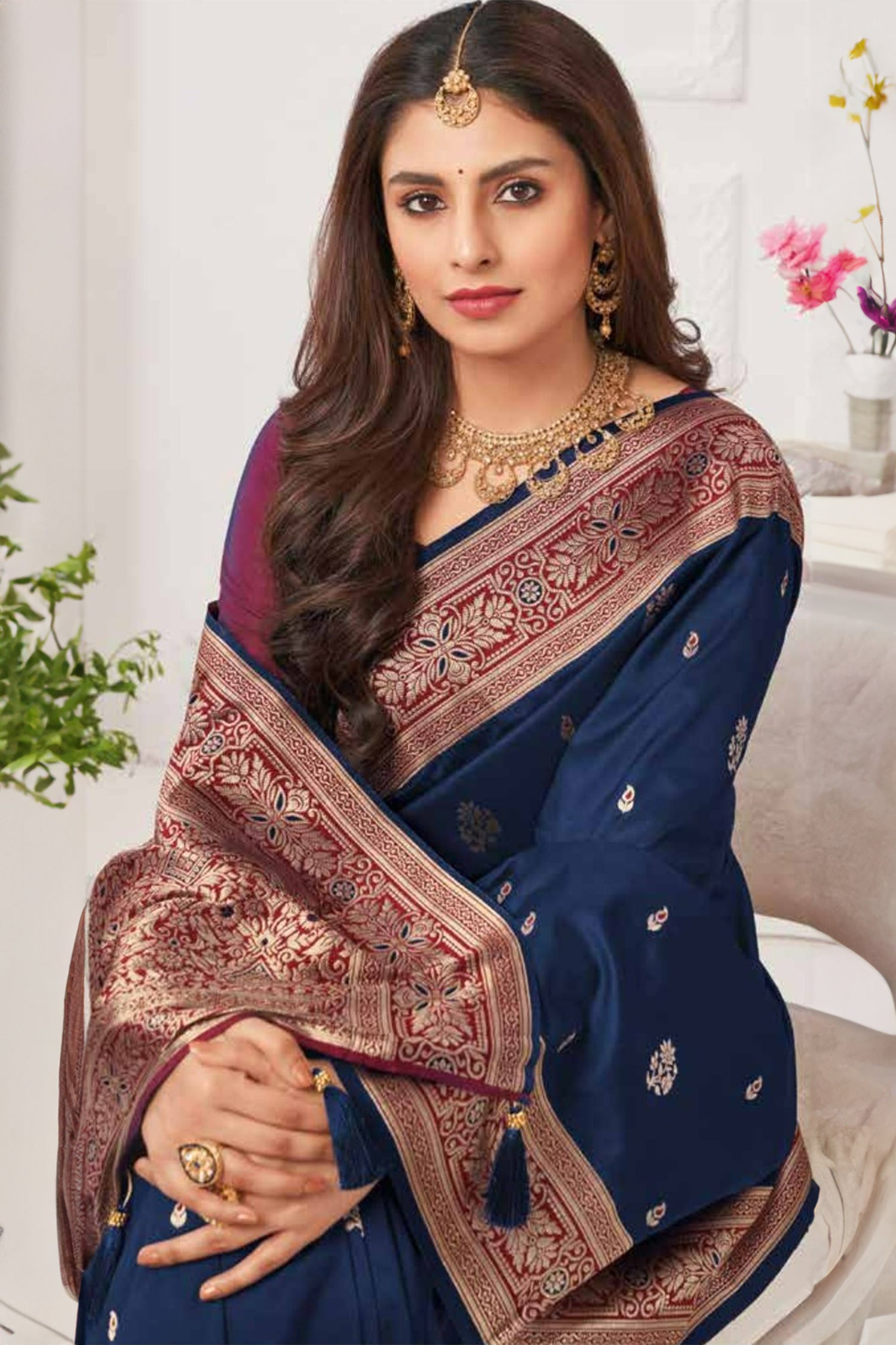 Indigo Blue Saree With Maroon Border And Pallu