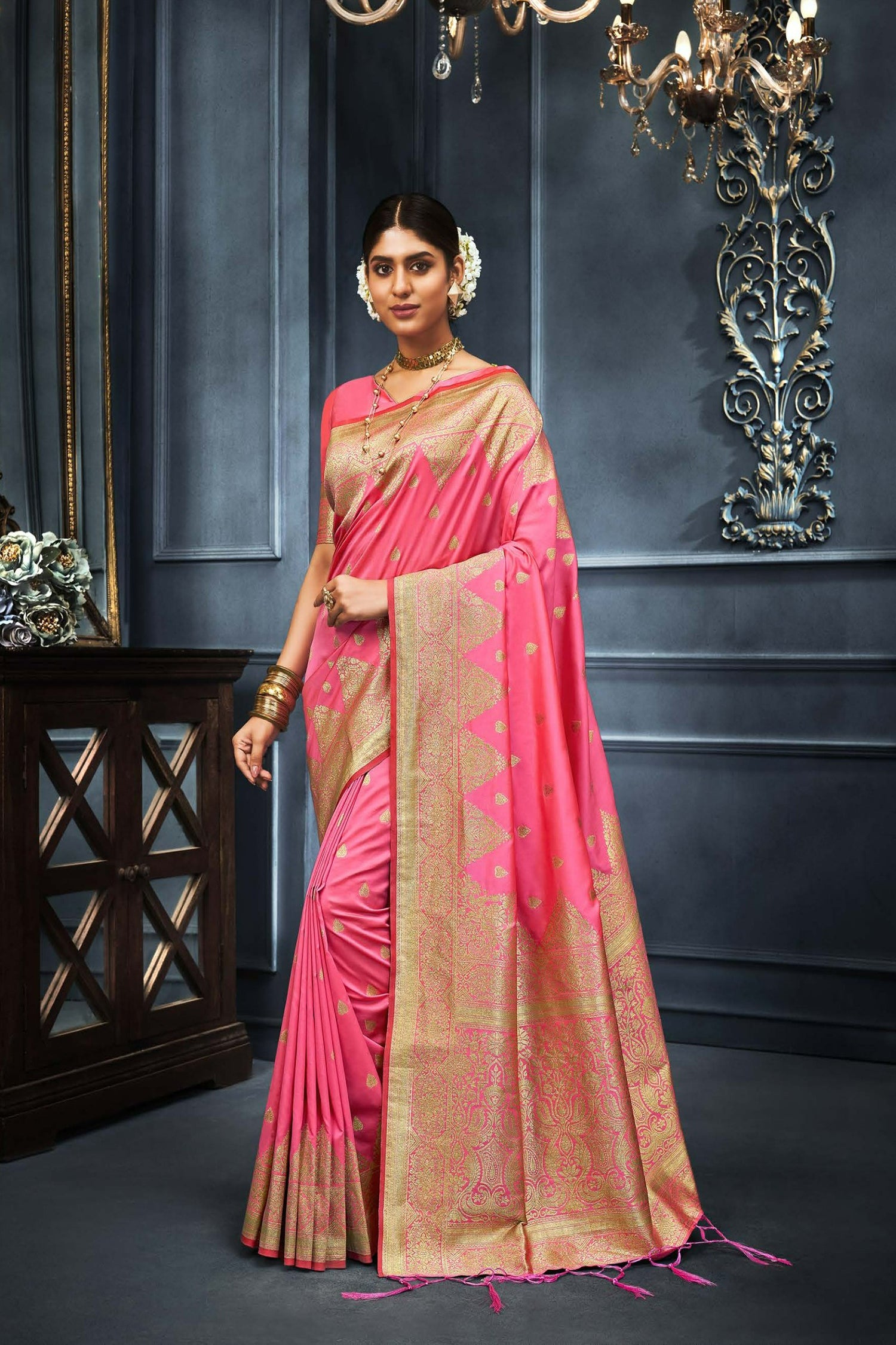 Blush Pink Saree With Golden Border