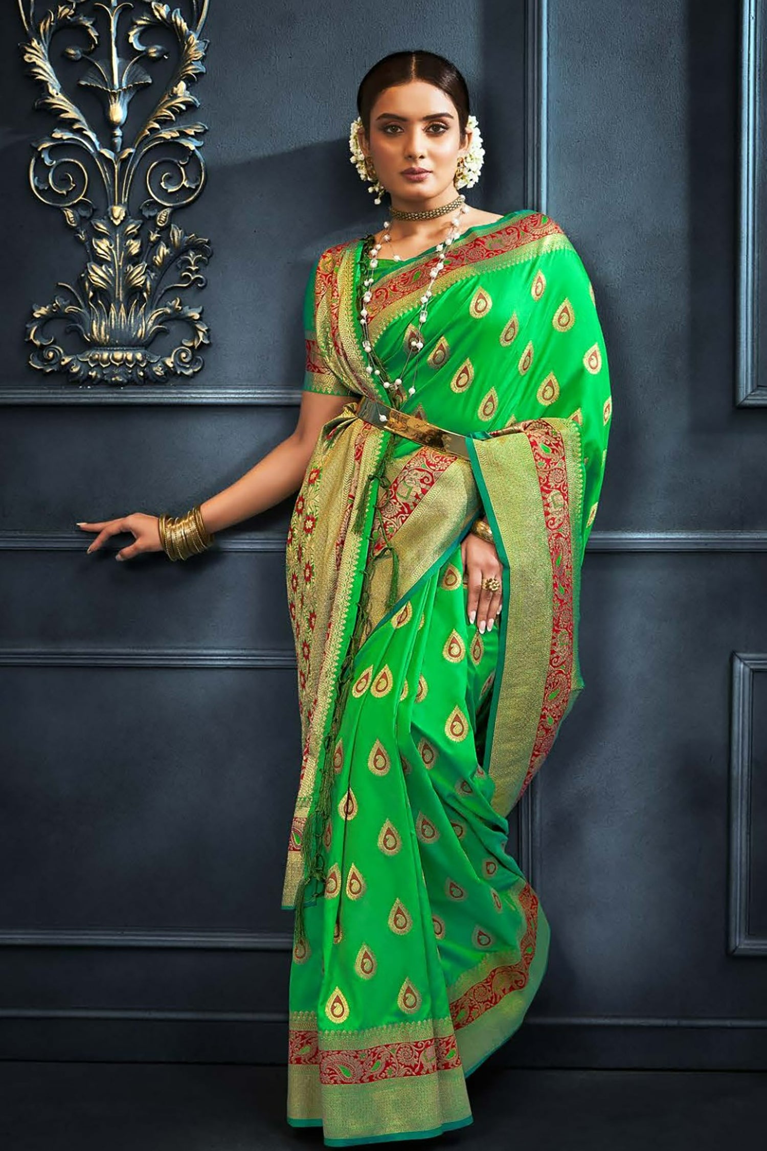 Green Saree With Golden And Red Border