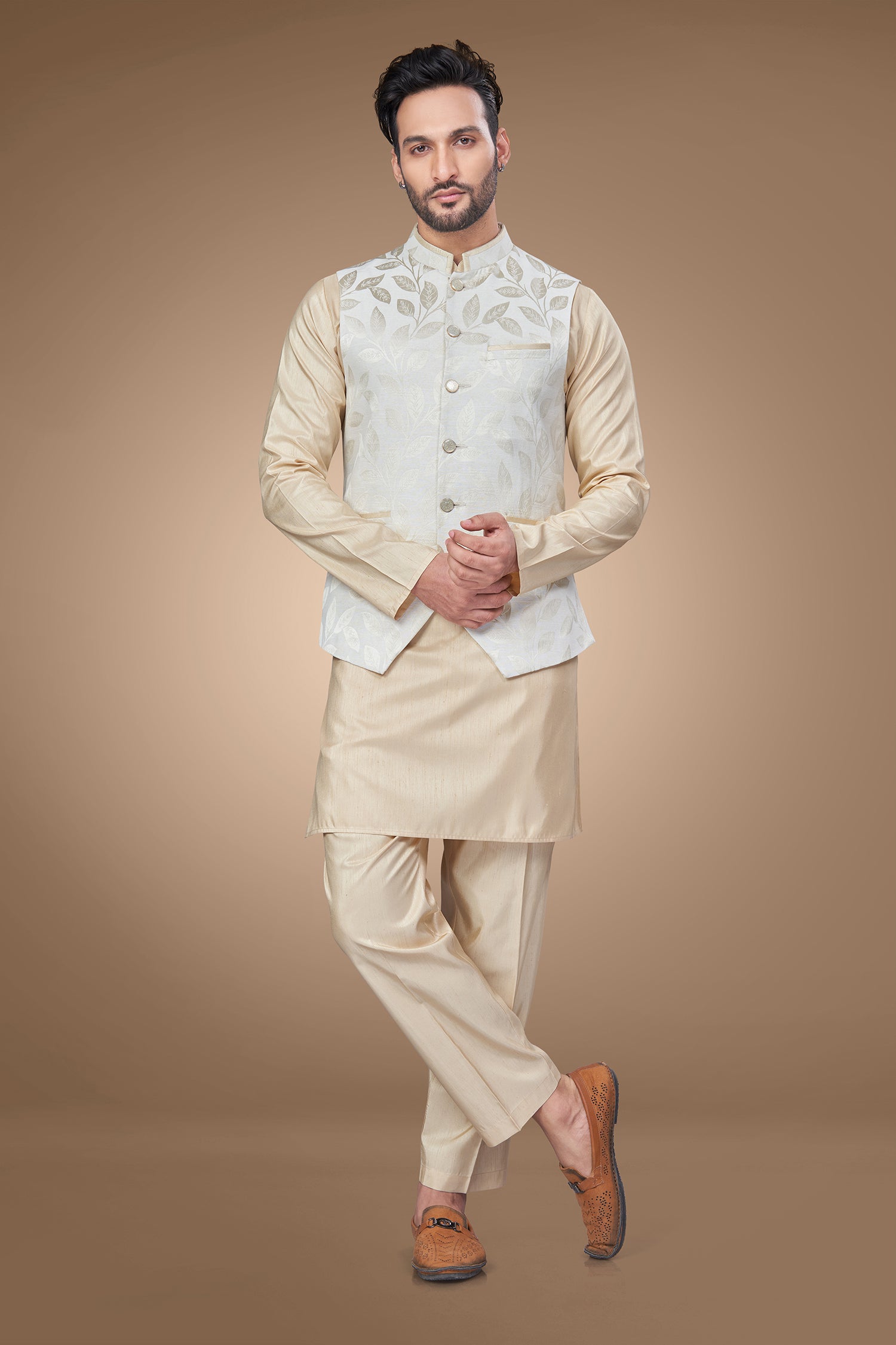 Stylish White Floral Brocade Jacket with A-Line Silhouette