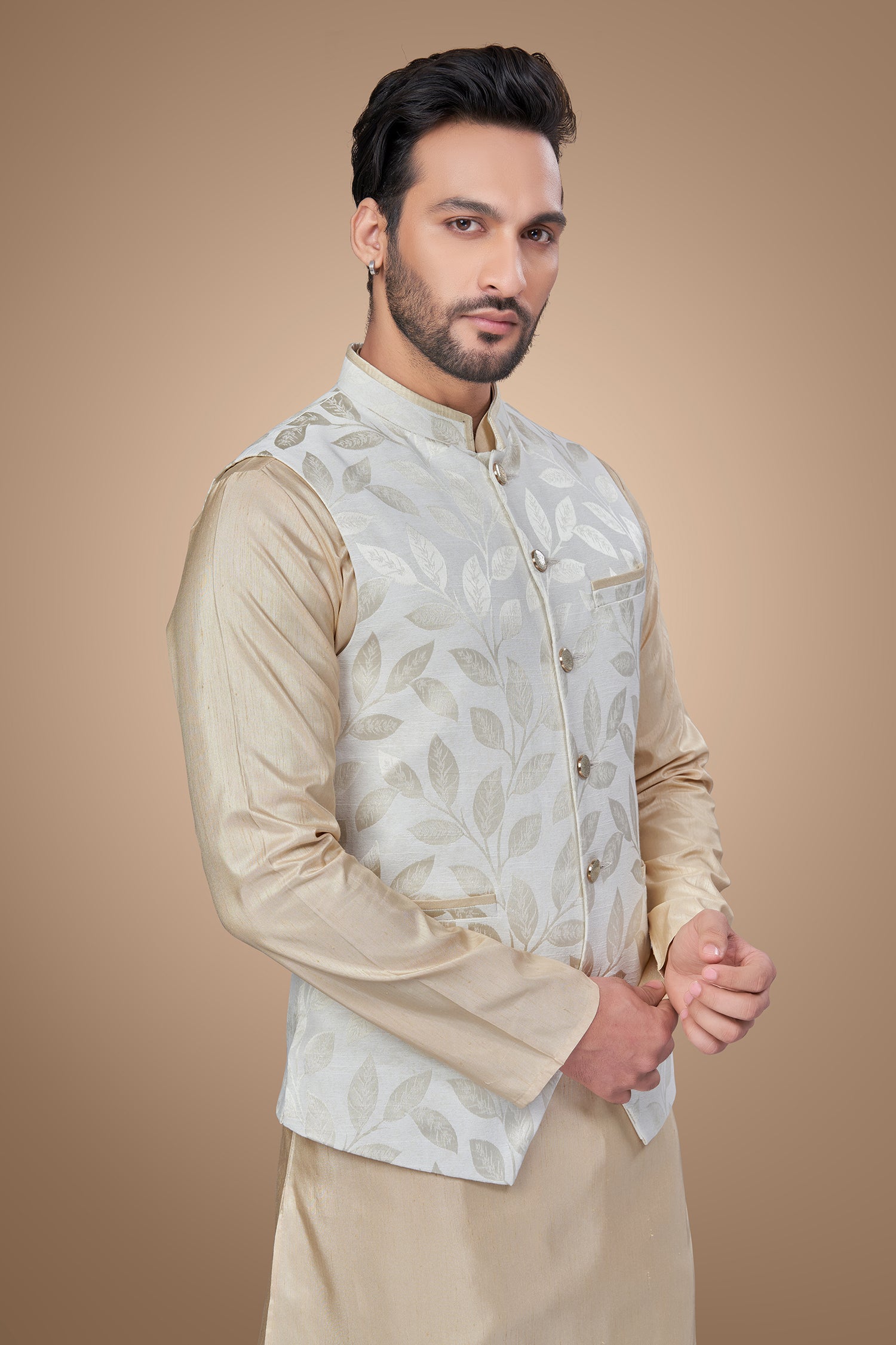 Stylish White Floral Brocade Jacket with A-Line Silhouette