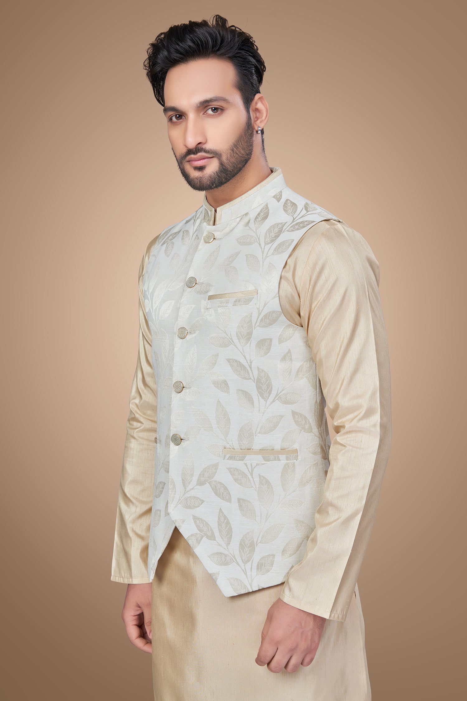 Stylish White Floral Brocade Jacket with A-Line Silhouette