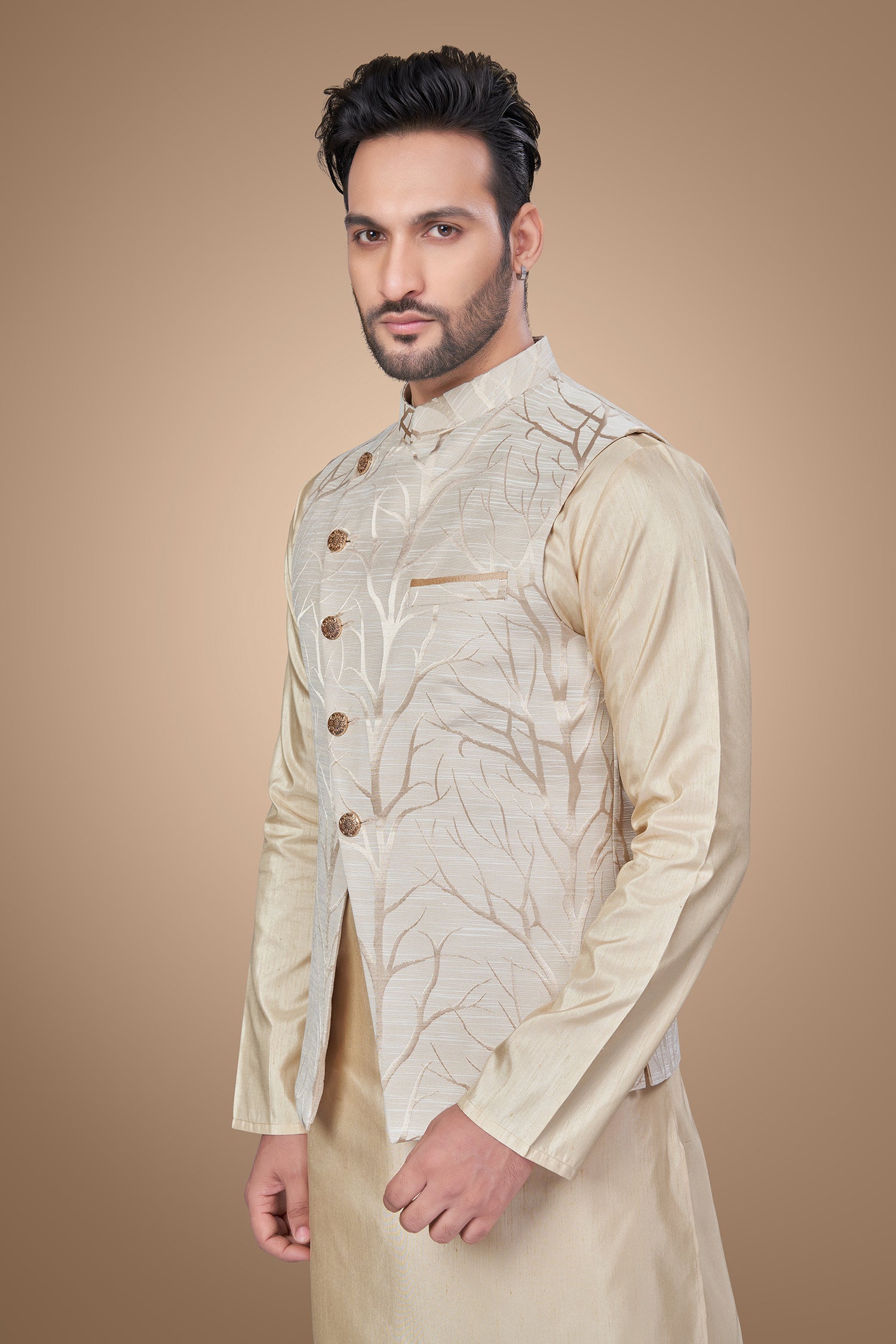 Dazzling Jacket With Asymmetrix Pattern