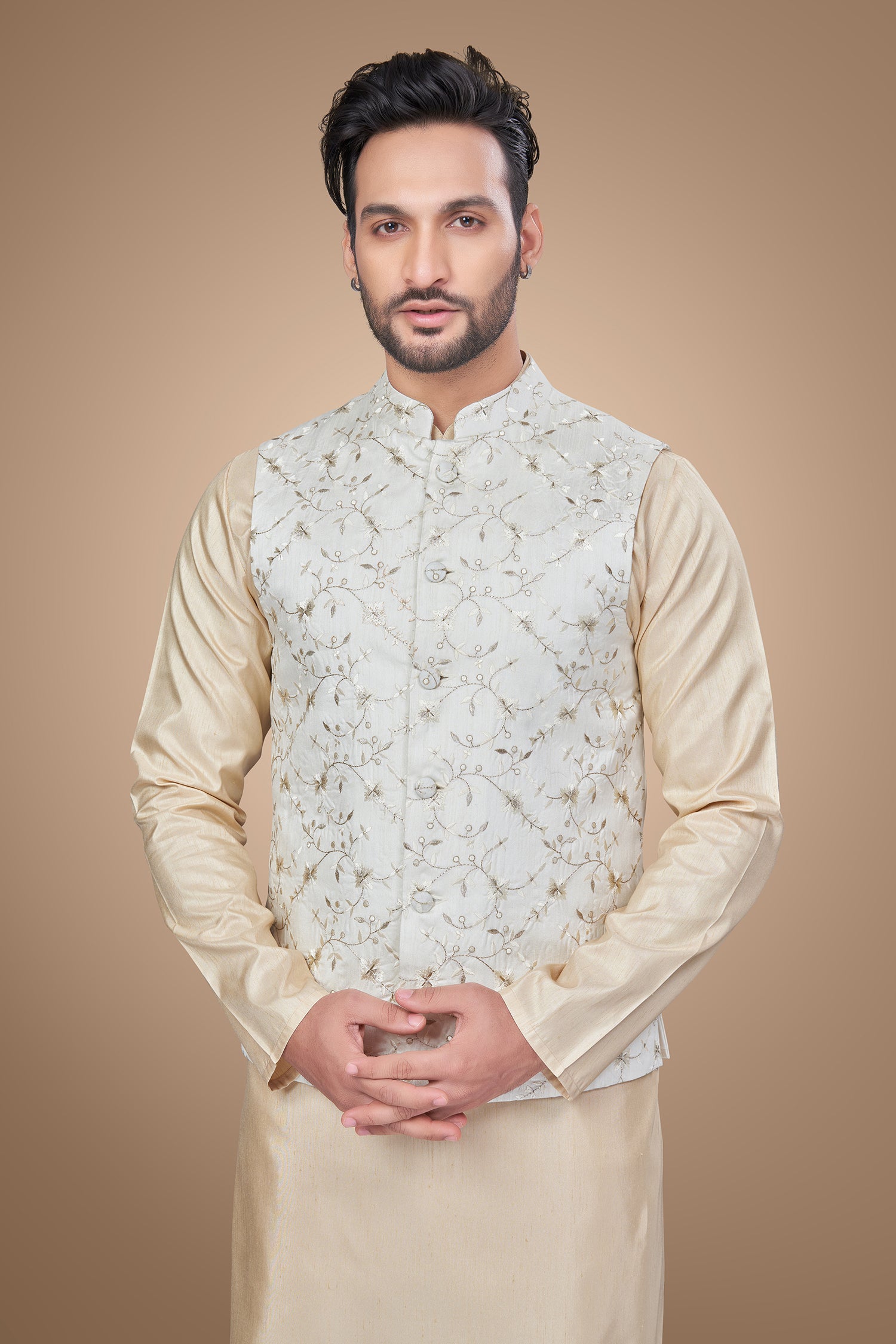 Ravishing Embroidered Jacket With Zari Embellishments