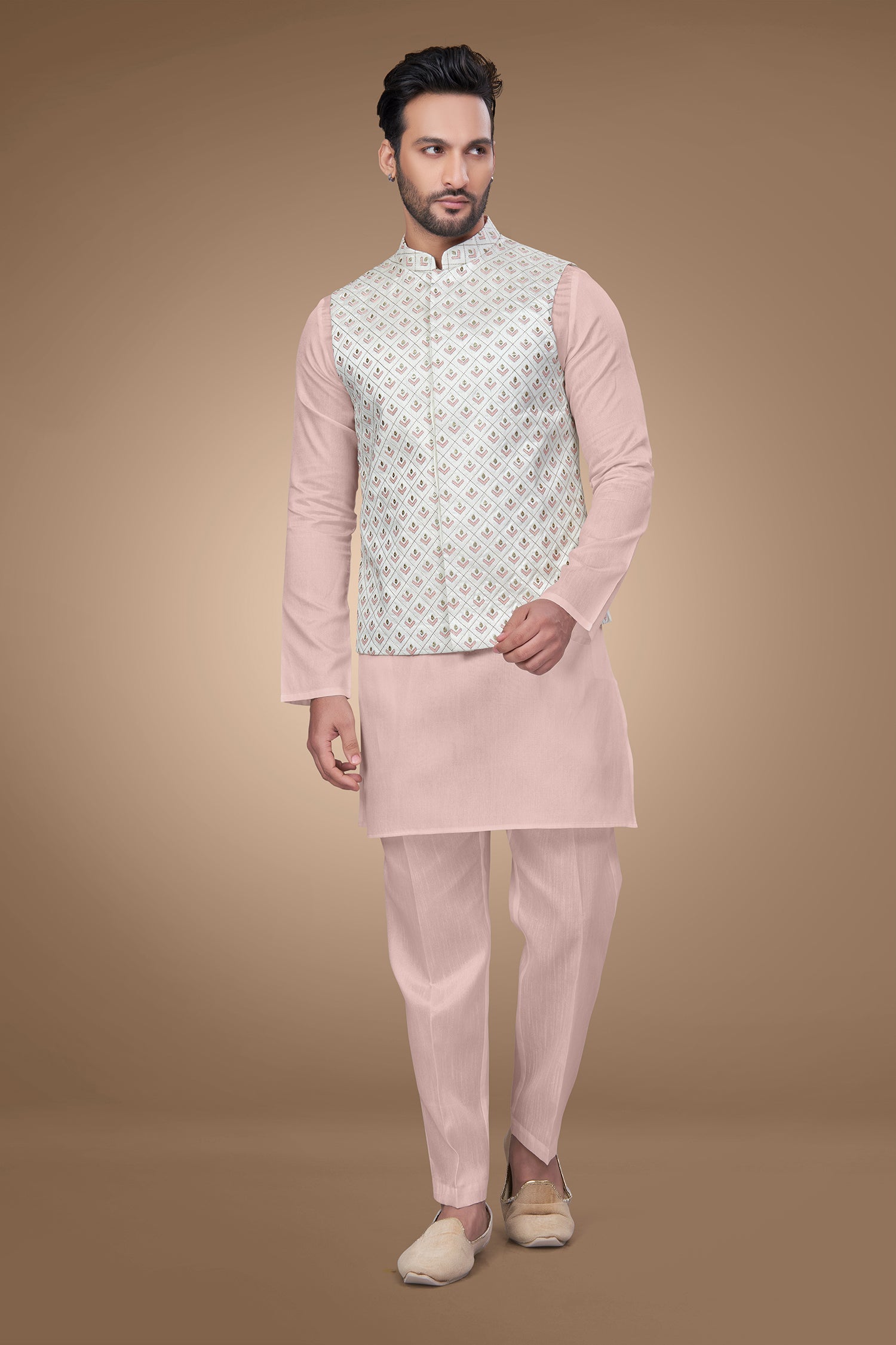 White Geometric-Patterned Embroidery Jacket